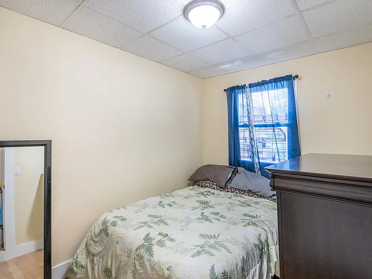 116 Harvard St #1 — Photo 17