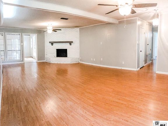 3rd image of 3100 Lakeview Pl