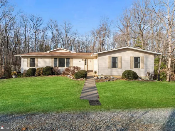 63 Lincoln Dr, Stafford, VA 22554