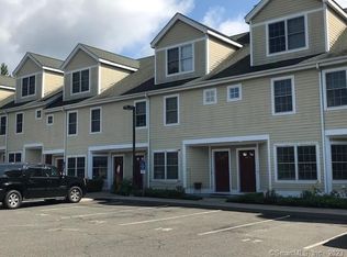 793 Federal Rd UNIT 15, Brookfield, CT 06804