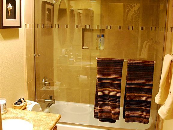 5th image of 78630 Bradford Cir