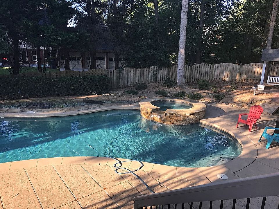 2nd image of 6485 Byerly Turk Way