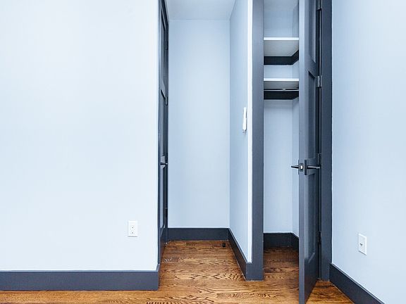 5th image of 703 Rogers Ave #30D