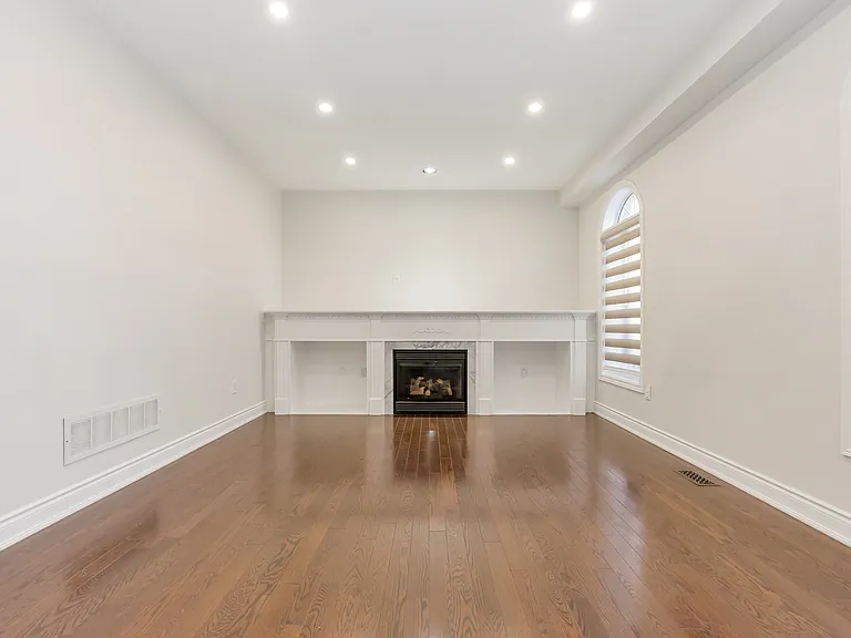 139 Don Minaker Dr #UL - 139 DON MINAKER — Photo 10