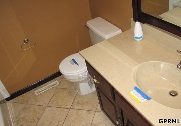 3rd image of 15015 California Cir