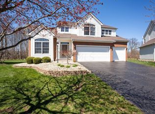 2097 Chicory Ct, Lewis Center, OH 43035