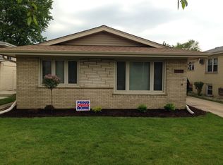 10228 S Komensky Ave, Oak Lawn, IL 60453