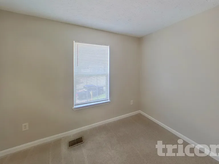 5020 Millers Gln — Photo 12