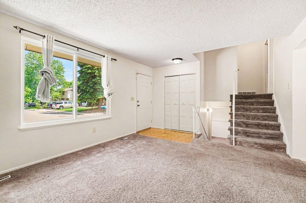 1351 Alpine Pl