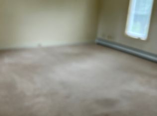 11 Green St #E, Winthrop, ME 04364