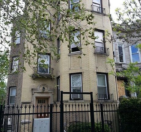 4th image of 639 N Homan Ave APT 1