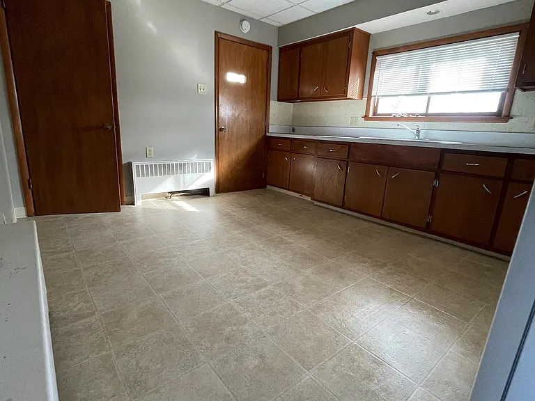2034 Jefferson St #1 — Photo 9