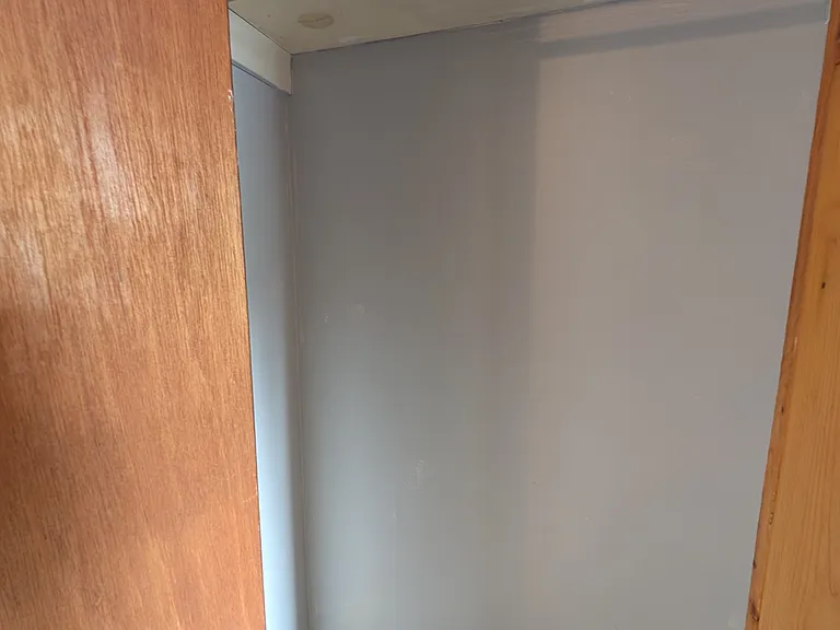 Closet Bedroom 2