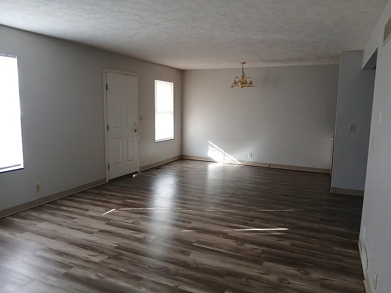 304 College Park Dr #1S — Photo 6
