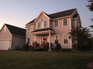 W5007 Mariearl Ln, Fond Du Lac, WI 54935