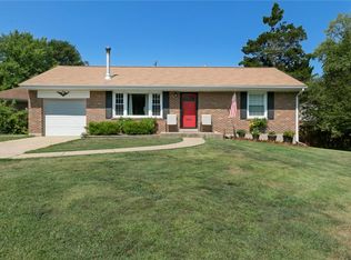 739 Pine St, Saint Charles, MO