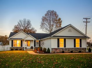 21 Mohican Dr, Fredericktown, OH 43019