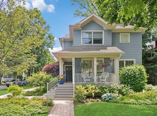 1701 Elmwood Ave, Wilmette, IL 60091