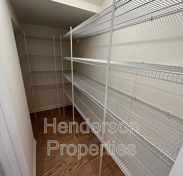 106 Quinn Rd — Photo 5