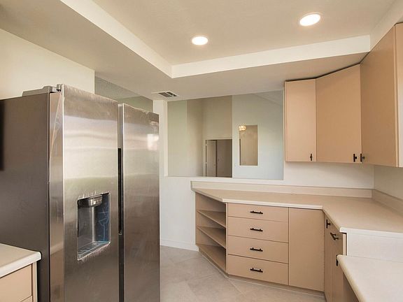 4th image of 43880 San Ysidro Cir