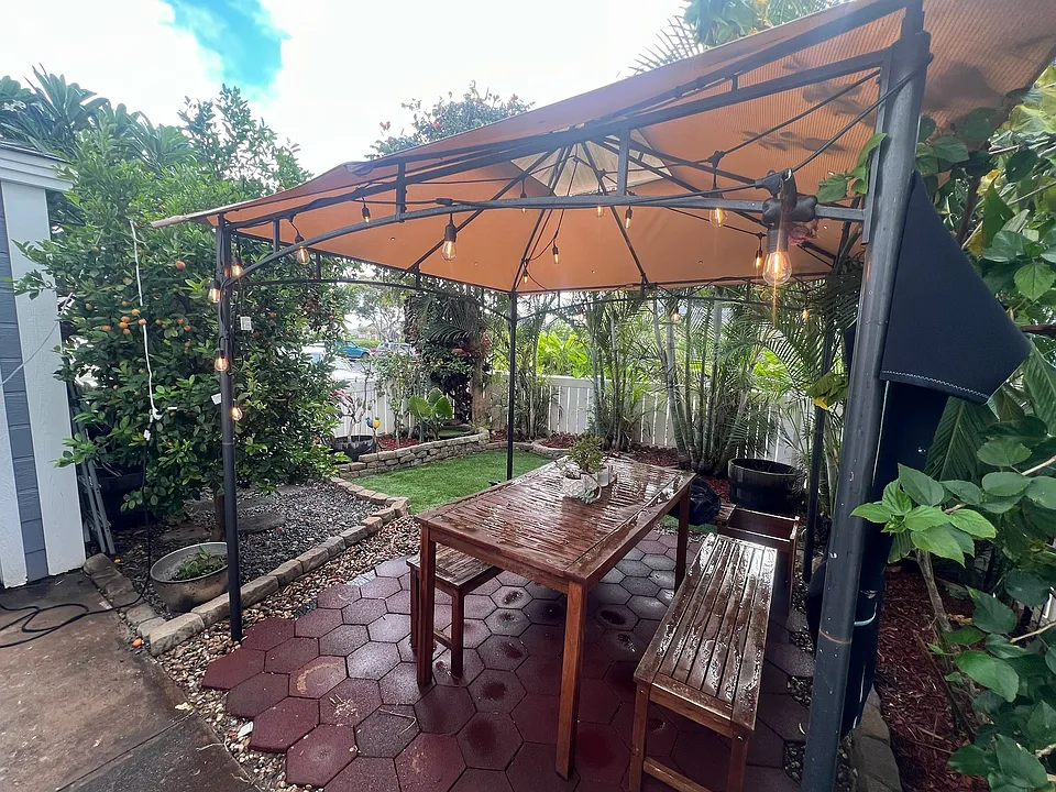 4955 Hanawai St #7-101
