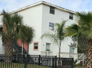 2210 Avenue P APT 3, Galveston, TX 77550