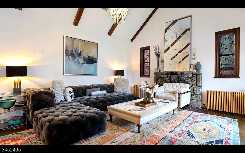 4 bed, 3.0 bath, $5,400 — Photo 4