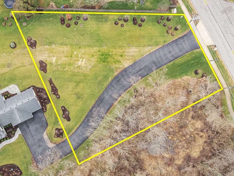 2nd image of 1860 W Wiesbrook Rd