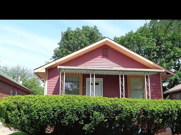 2721 Iowa St