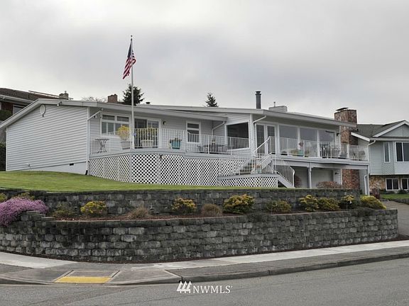 2nd image of 2537 Vista View Drive