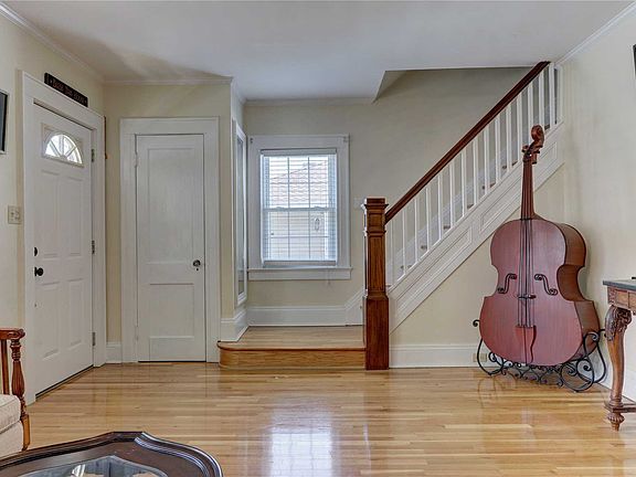 5th image of 45 Reid Ave
