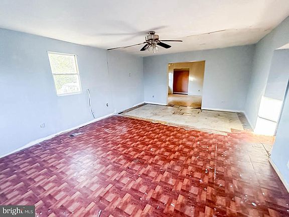 5th image of 1505 Velde Ave