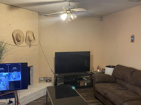 2nd image of 901 Fieldwood Dr Unit A