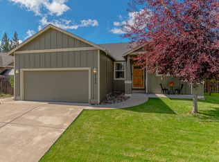 61072 Honkers Ln, Bend, OR 97702