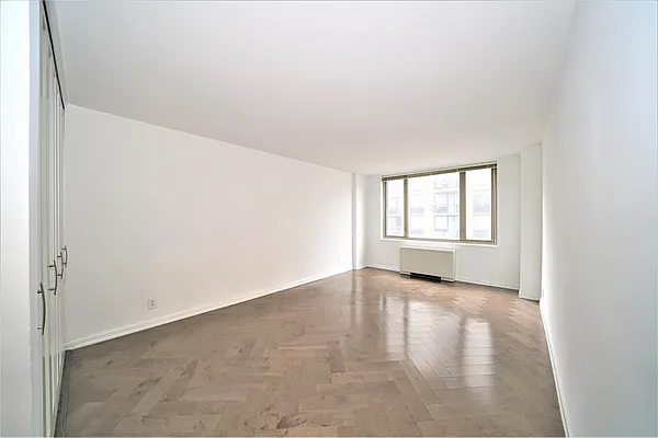 Rented by Corcoran | media 12