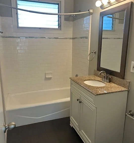 1412 Barry Ave #1 — Photo 8