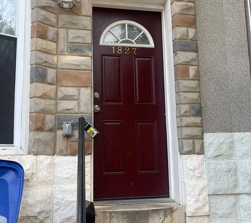 1827 W Fayette St