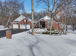 9436 Bellaire Ln, Spring Grove, IL 60081