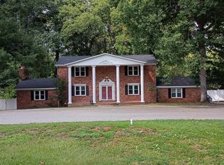 1517 N Woodstream Rd, Columbia, SC 29212