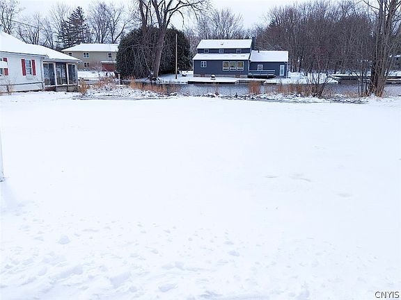 2nd image of 1006 Woodland Dr