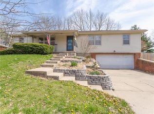 1105 Carol Dr, Saint Joseph, MO 64506