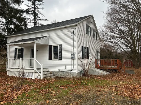 5287 Martinville Rd, Warsaw, NY 14569