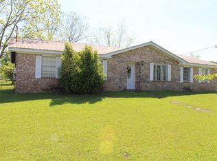 95 Butler Ct, Cowarts, AL 36321