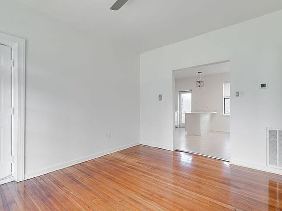 2nd image of 19 N Stafford Ave #2