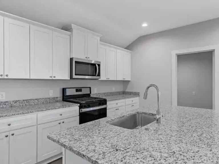 2609 Republic Ave — Photo 6