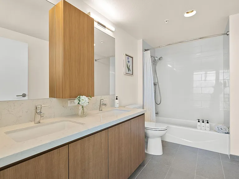 1391 Kapiolani Blvd #2600 — Photo 13