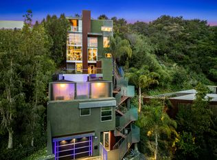 2738 Rinconia Dr, Los Angeles, CA 90068