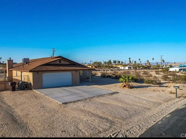 73596 Buena Vista Dr — Photo 3