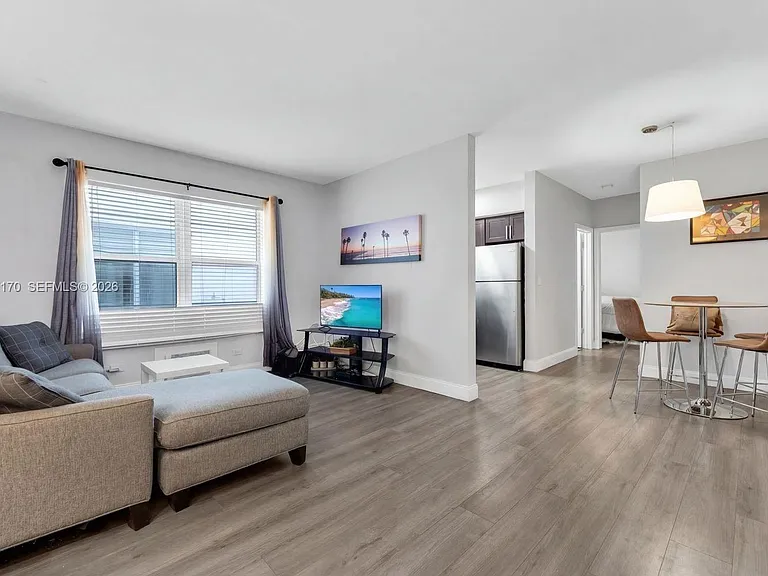 7334 Harding Ave #6 — Photo 3