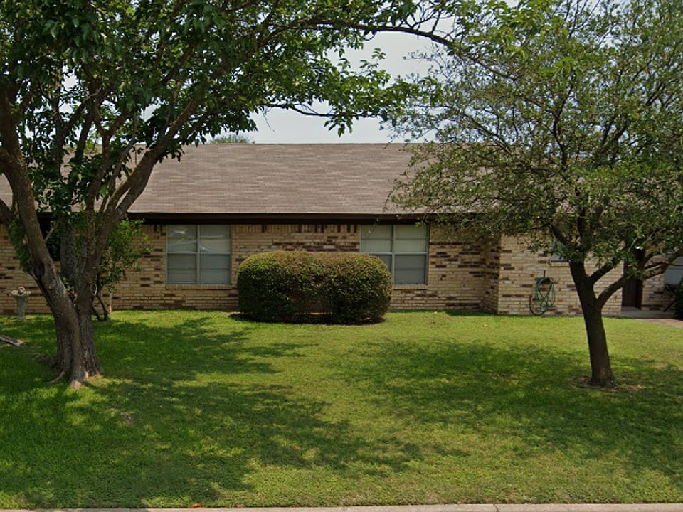1st image of 620 Karen Dr